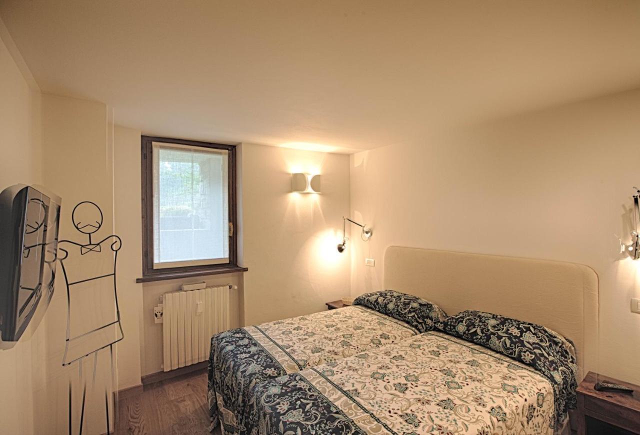 Joivy Superb Apartments For 6 With Mountain View And Garden In Courmayeur Eksteriør bilde