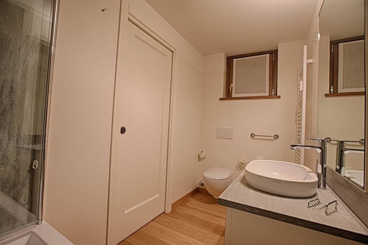 Joivy Superb Apartments For 6 With Mountain View And Garden In Courmayeur Eksteriør bilde