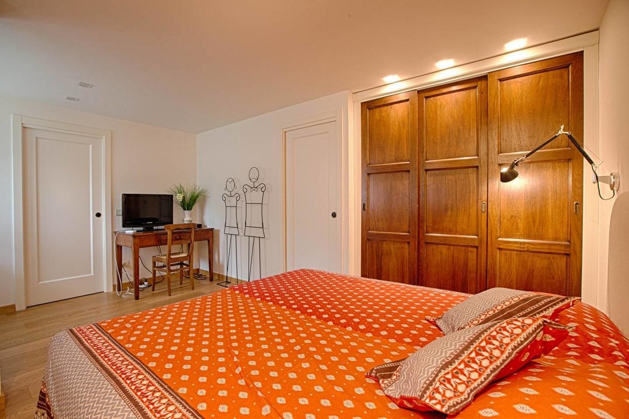 Joivy Superb Apartments For 6 With Mountain View And Garden In Courmayeur Eksteriør bilde